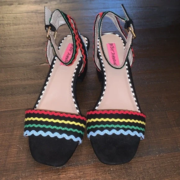 NWOT Betsey Johnson Faraah Multi colored block heel - Picture 2 of 6